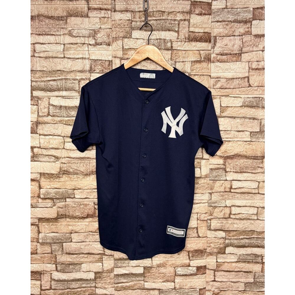Vintage New York Yankees Aaron Judge #99 Youth Sz Large Majestic NYY